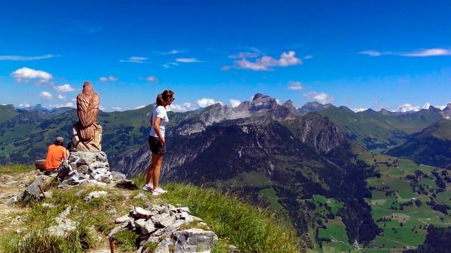 Leute auf einem Berg Leute auf einem Berg
