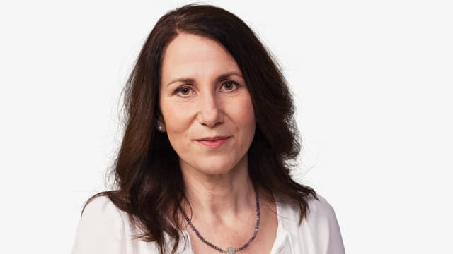 Elvira Stadelmann. Autorin und Produzentin. Elvira Stadelmann. Autorin und Produzentin.