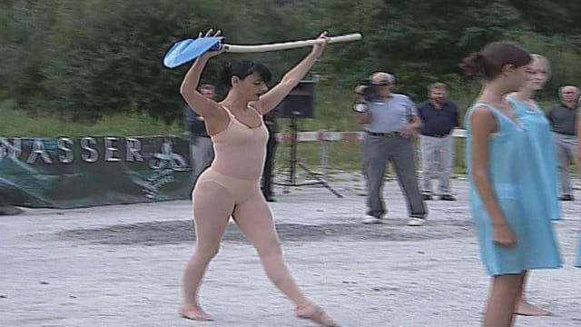 Emprima badigliada center da bogn Alvagni.