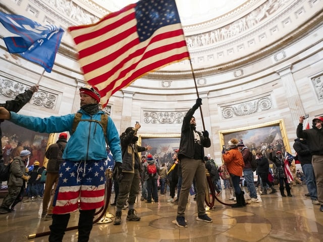 Protestler im Kapitol Rotunda
