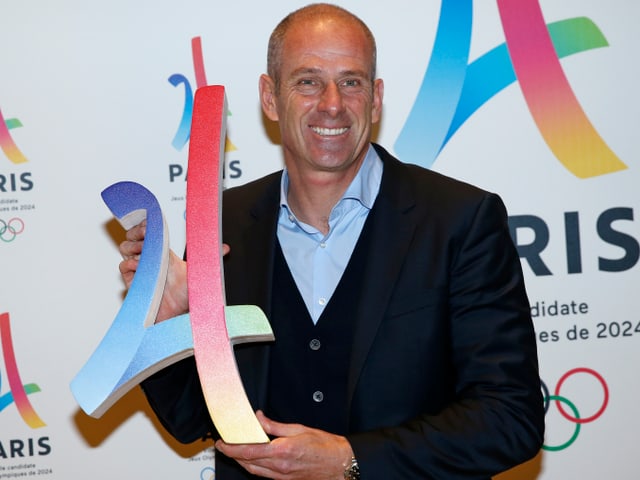 Guy Forget. Guy Forget.