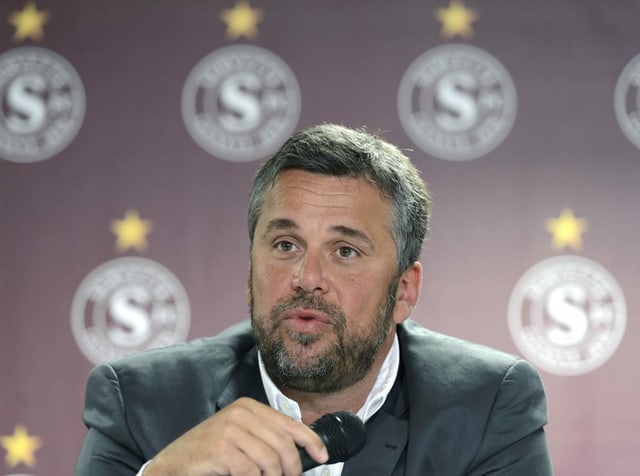 Constantin Georges bei seiner Präsentation im Jahr 2015. Constantin Georges bei seiner Präsentation im Jahr 2015.