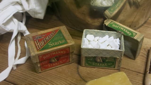 Hoffmann's Stärkemittel, original verpackt vom Jahr 1900 Hoffmann's Stärkemittel, original verpackt vom Jahr 1900