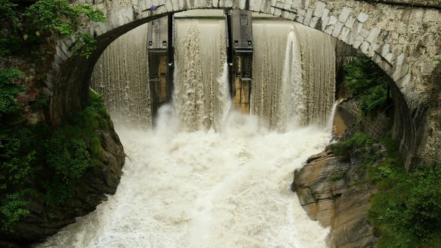 Wasserschwelle in Wimmis. Wasserschwelle in Wimmis.