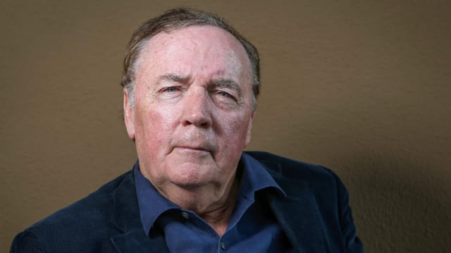 Porträtaufnahme von James Patterson. Porträtaufnahme von James Patterson.