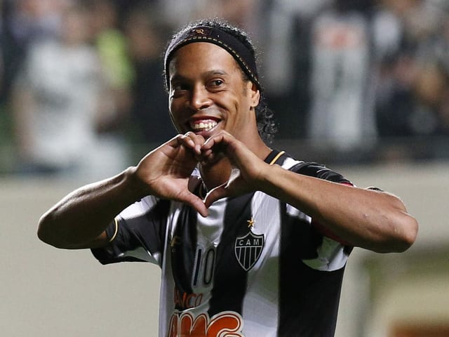 Ronaldinho 2013 im Dress von Atlético Mineiro (Brasilien). Ronaldinho 2013 im Dress von Atlético Mineiro (Brasilien).
