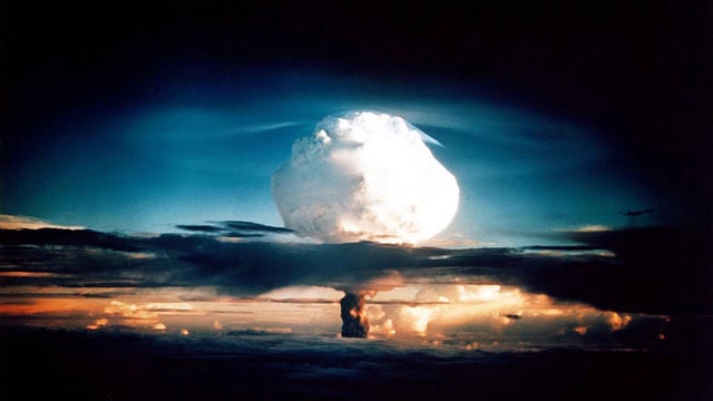 Atompilz aus der Ferne. Atompilz aus der Ferne.
