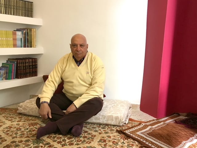 Naim El-Ghandour in seinem Gebetsraum Naim El-Ghandour in seinem Gebetsraum