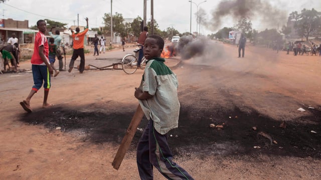 Demonstranten gegen den Putsch in Burkina Faso. Demonstranten gegen den Putsch in Burkina Faso.