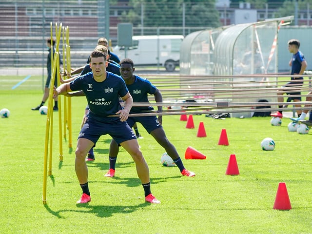 FCZ-Spieler beim Training. FCZ-Spieler beim Training.