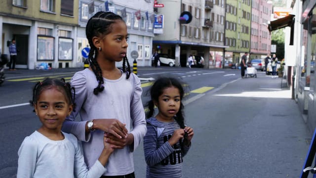 Video «Rue de Blamage - Geschichten von der Baselstrasse in Luzern» abspielen Video «Rue de Blamage - Geschichten von der Baselstrasse in Luzern» abspielen