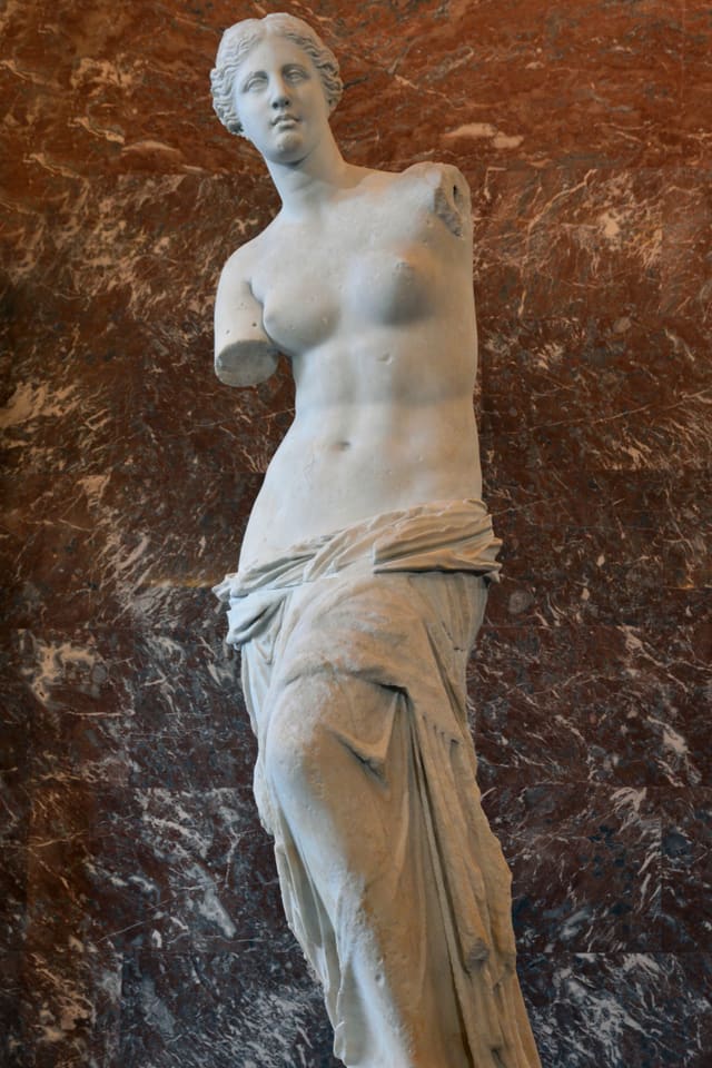 Aphrodite als Statue