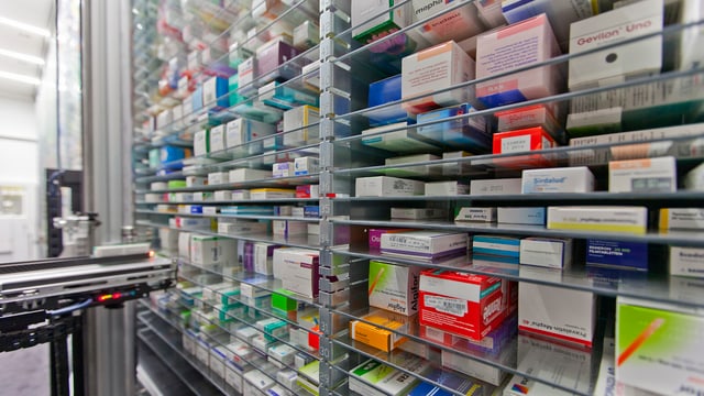 Apotheke. Apotheke.