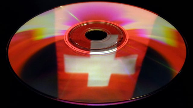 Daten-CD mit Schweizer Fahne Daten-CD mit Schweizer Fahne