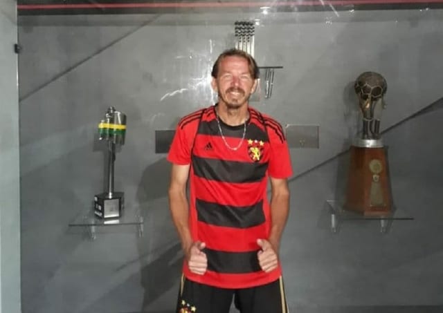 Der Brasilianer Marivaldo Francisco da Silva. Der Brasilianer Marivaldo Francisco da Silva.
