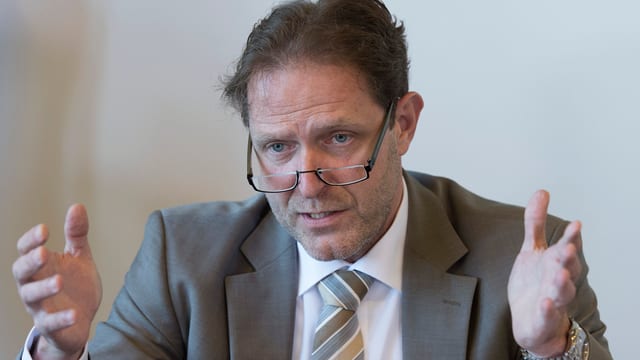 Porträt von Benjamin Brägger. Porträt von Benjamin Brägger.