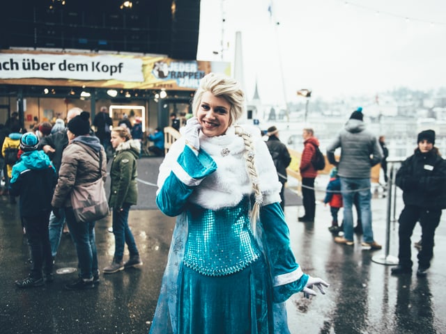 Cosplayerin