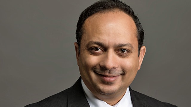 Porträtbild von Zubin Karkaria Porträtbild von Zubin Karkaria