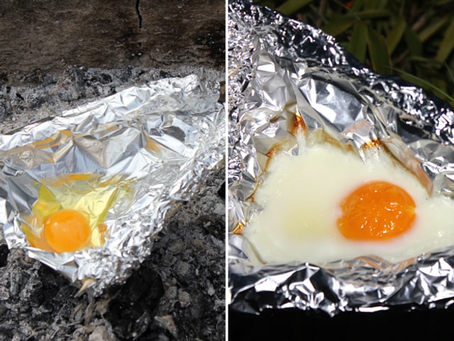 Spiegelei in der Alu-Pfanne vor und nach dem Grillieren. Spiegelei in der Alu-Pfanne vor und nach dem Grillieren.