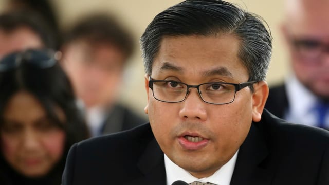 Botschafter Tscho Mo Tun. Botschafter Tscho Mo Tun.