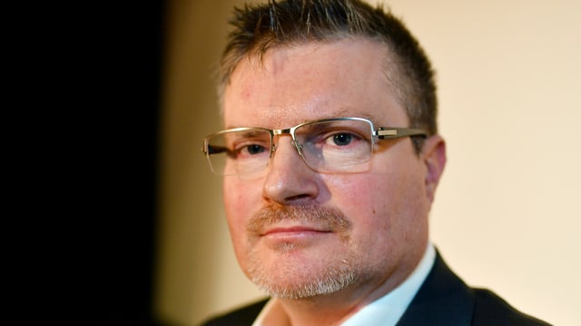 Der Wachmann wurde über Nacht zum Whistleblower. Der Wachmann wurde über Nacht zum Whistleblower.