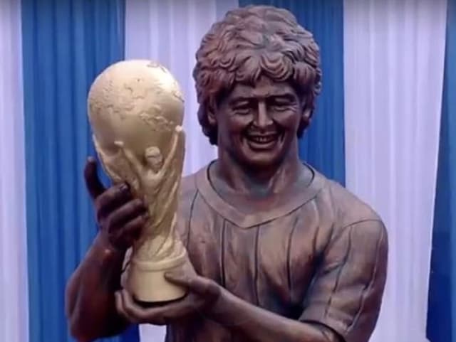 Statue von Maradona Statue von Maradona