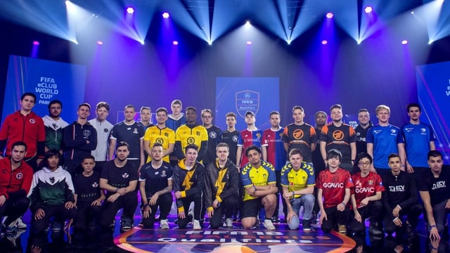 Die Teams, die 2018 an den E-Klub-Weltmeisterschaften teilgenommen hatten Die Teams, die 2018 an den E-Klub-Weltmeisterschaften teilgenommen hatten