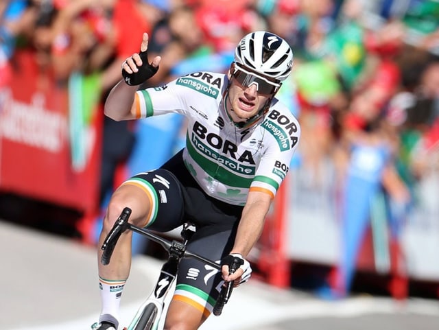 Sam Bennett nach der Zieldurchfahrt. Sam Bennett nach der Zieldurchfahrt.
