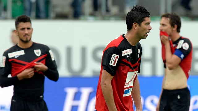 Ils giugaders dal FC Aarau èn frustrads. Ils giugaders dal FC Aarau èn frustrads.