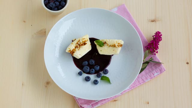 Dessertteller. Dessertteller.