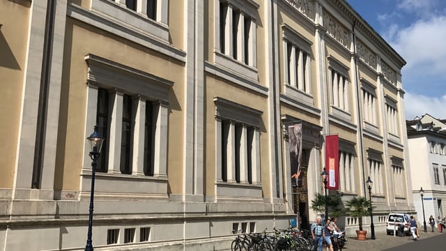 Der Berri-Bau an der Augustinergasse Der Berri-Bau an der Augustinergasse