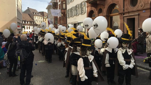Blick auf eine Fasnachtsclique Blick auf eine Fasnachtsclique