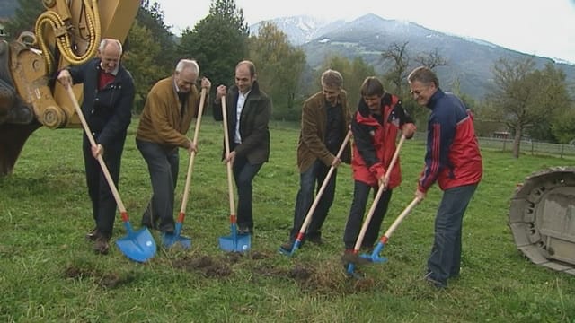 Emprima badigliada center da seniors Maiavilla.