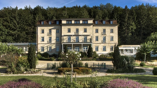 Frontansicht der ehemaligen psychiatrischen Klinik Fridau Frontansicht der ehemaligen psychiatrischen Klinik Fridau