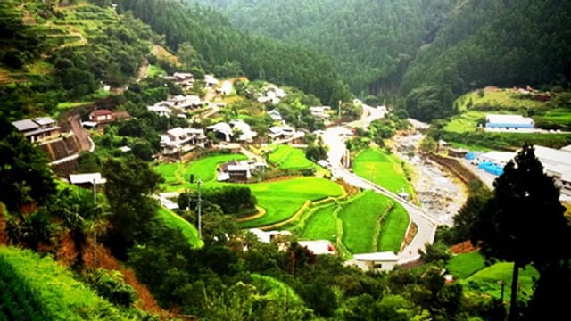 Bild der japanischen Stadt Kamikatsu Bild der japanischen Stadt Kamikatsu