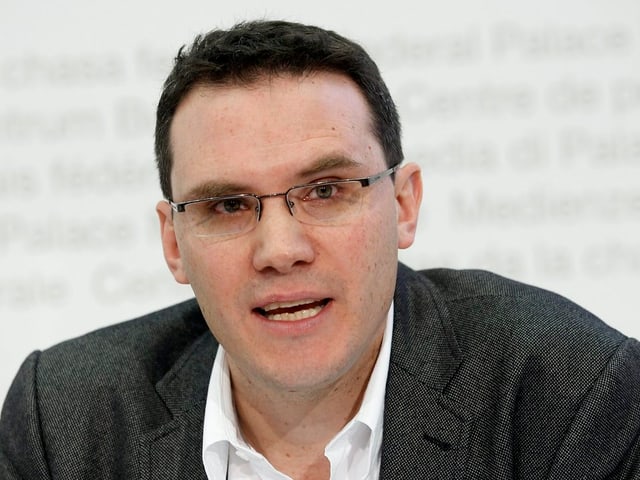 Georg Lutz ist Professor für Politikwissenschaft an der Universität Lausanne.