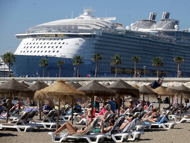 Das Kreuzfahrtschiff «Harmony of the seas» Das Kreuzfahrtschiff «Harmony of the seas»