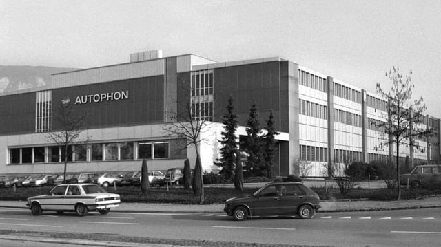 Eine Fabrik von aussen Eine Fabrik von aussen