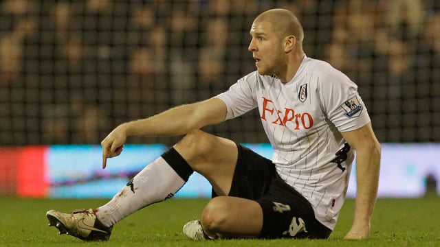 Philippe Senderos wrid eine weitere Saison für den englischen Premier-Ligisten FC Fulham spielen. Philippe Senderos wrid eine weitere Saison für den englischen Premier-Ligisten FC Fulham spielen.