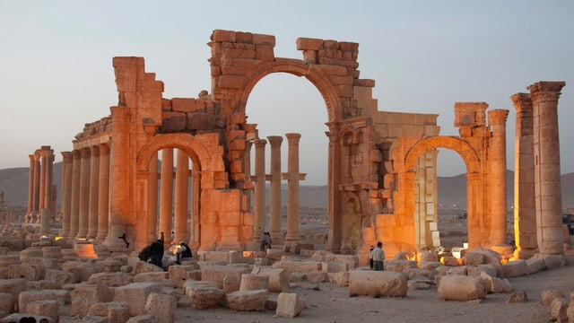 Die antike Ruinen-Stätte Palmyra in einer Aufnahme von 2010 Die antike Ruinen-Stätte Palmyra in einer Aufnahme von 2010