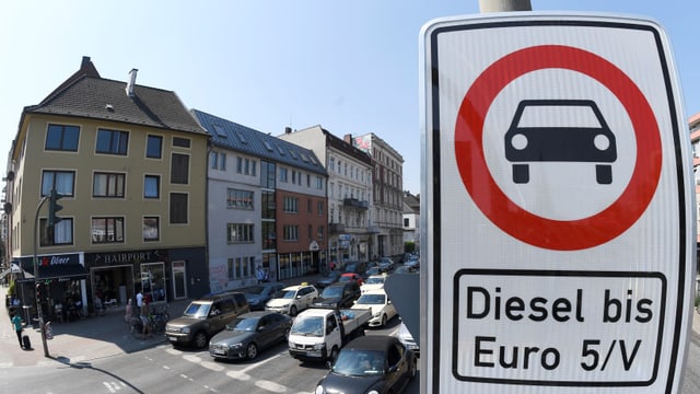 Verbotstafel für Dieselfahrzeuge Verbotstafel für Dieselfahrzeuge