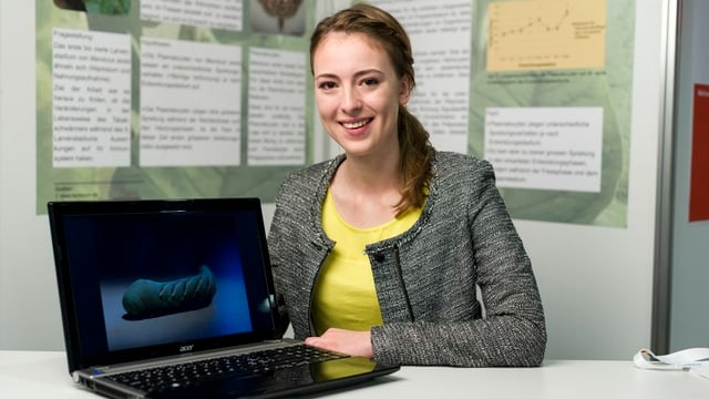 Selma Steinhoff aus Geuensee präsentiert ihre Forschungsarbeit Selma Steinhoff aus Geuensee präsentiert ihre Forschungsarbeit