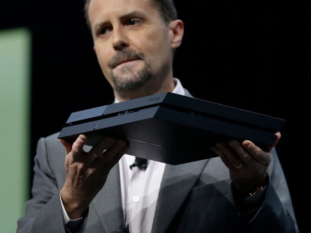 Playstation 4 als Radiergummi Playstation 4 als Radiergummi