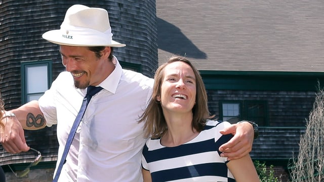 Marat Safin und Justine Henin posieren für die Fotografen. Marat Safin und Justine Henin posieren für die Fotografen.