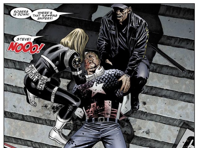 Captain America liegt erschossen am Boden Captain America liegt erschossen am Boden