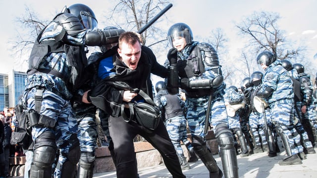 Video «Russland hat die Wahl – Der Kampf der Opposition» abspielen Video «Russland hat die Wahl – Der Kampf der Opposition» abspielen
