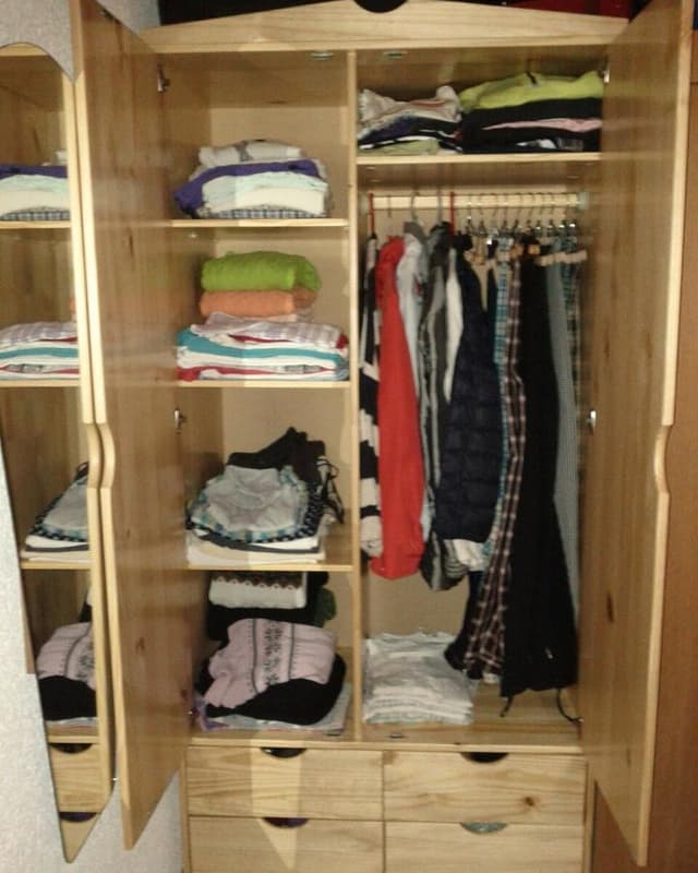 Schrank Schrank