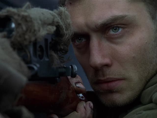 Jude Law als sowjetischer Sniper in «Enemy at the Gates» (2001). Jude Law als sowjetischer Sniper in «Enemy at the Gates» (2001).