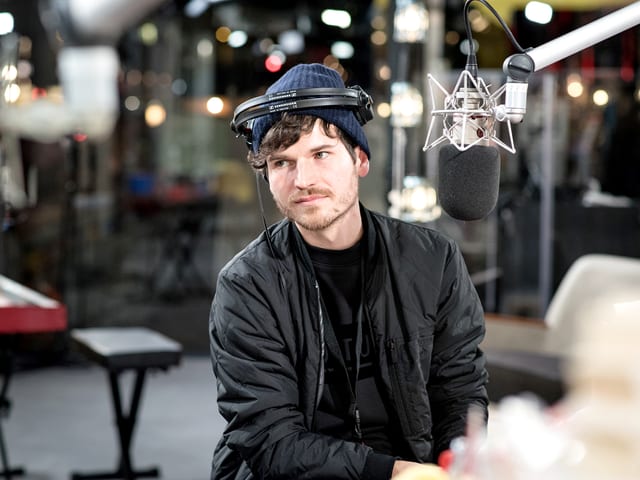 James Gruntz spielte in der Glasbox seinen Song «Speechless».