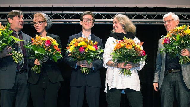 Alain Claude Sulzer, Sibylle Berg, Thomas Meyer Ursula Fricker und Peter von Matt an der Verleihung des Schweizer Buchpreises 2012. Alain Claude Sulzer, Sibylle Berg, Thomas Meyer Ursula Fricker und Peter von Matt an der Verleihung des Schweizer Buchpreises 2012.